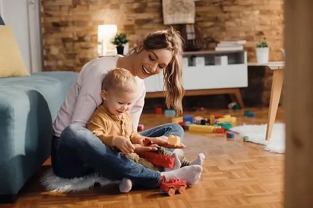 NYC Nanny Care - nanny with children