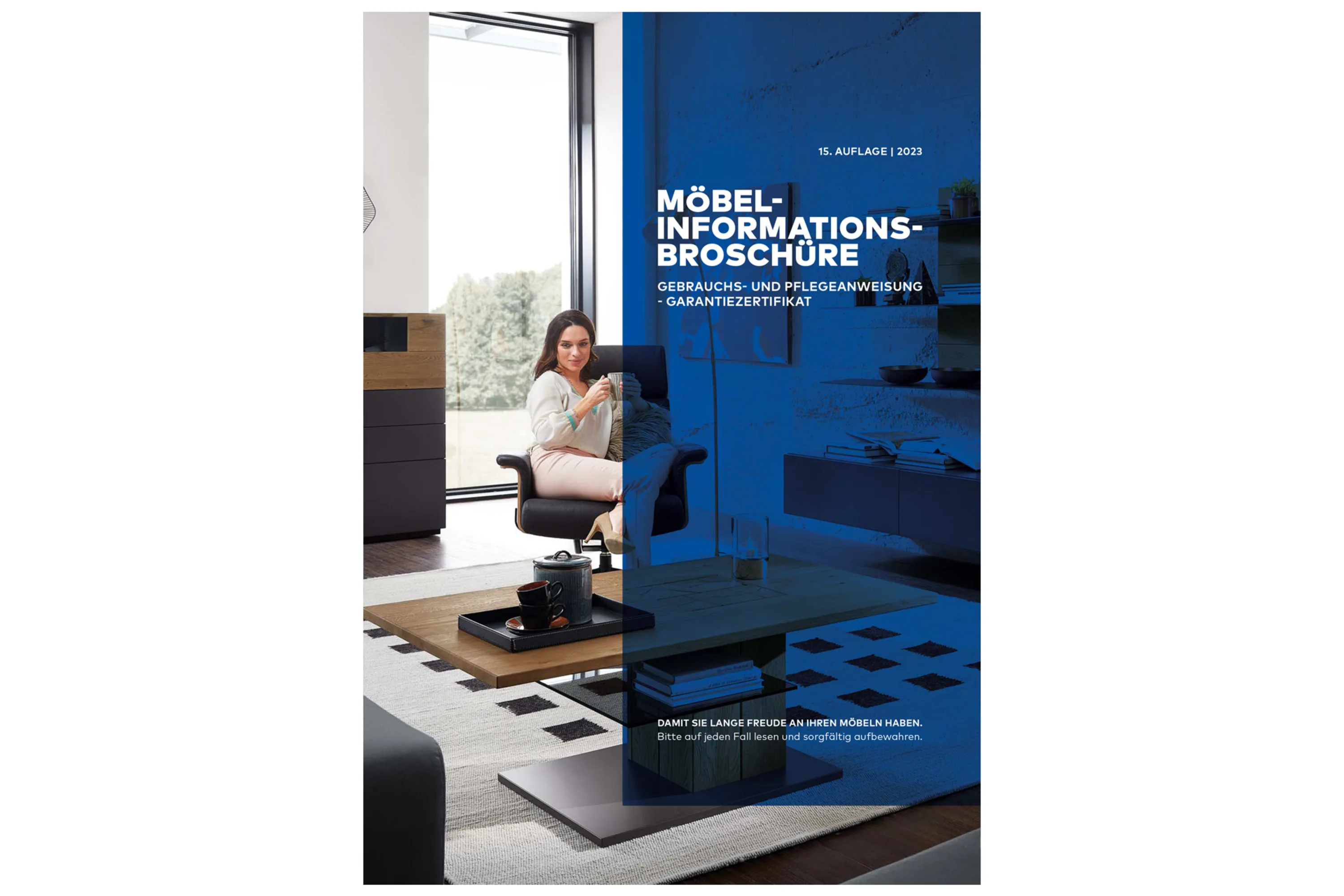 Cover einer Möbelinfobroschüre