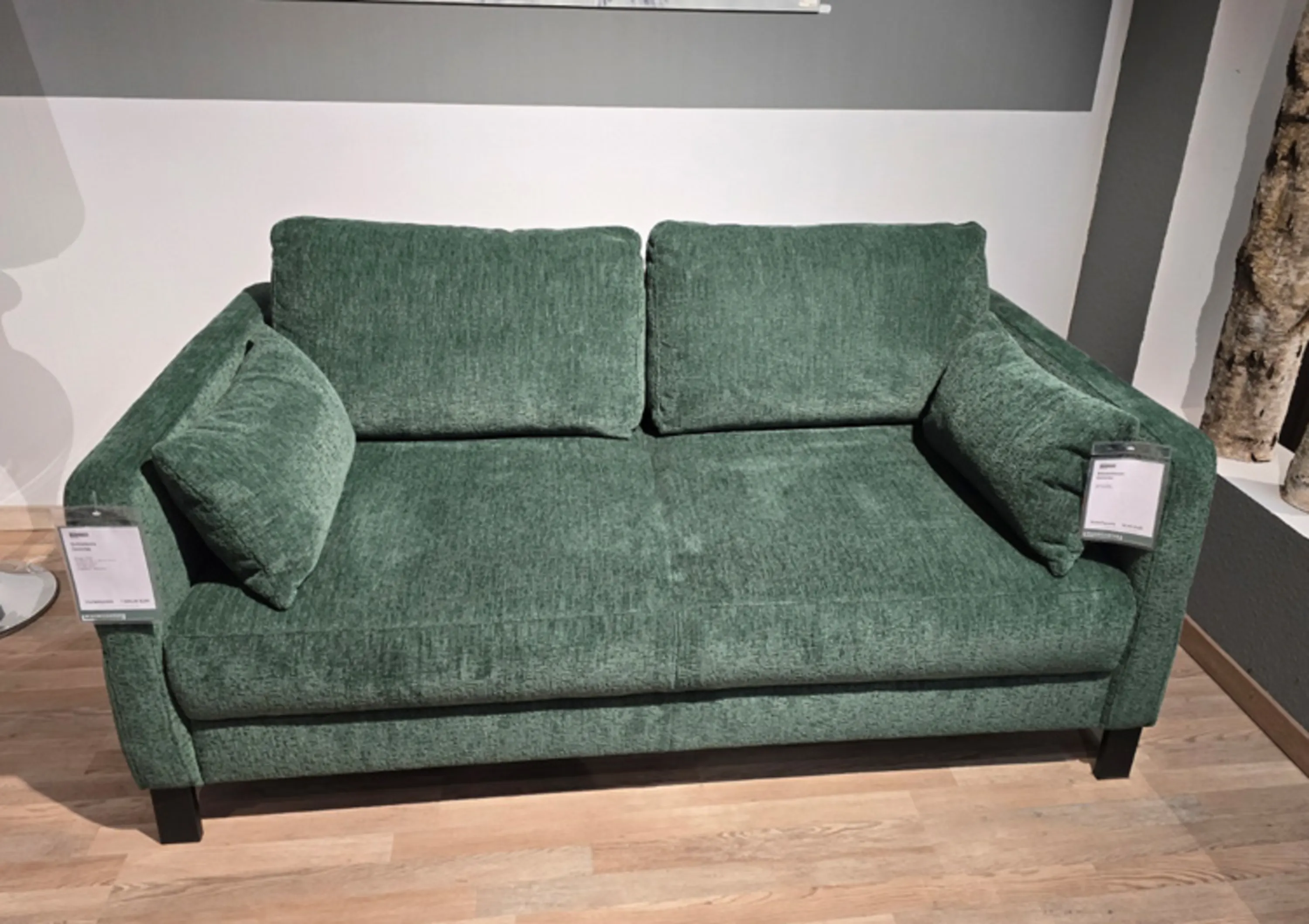 Schlafsofa mit Faltfunktion grün mit schwarzem fuß