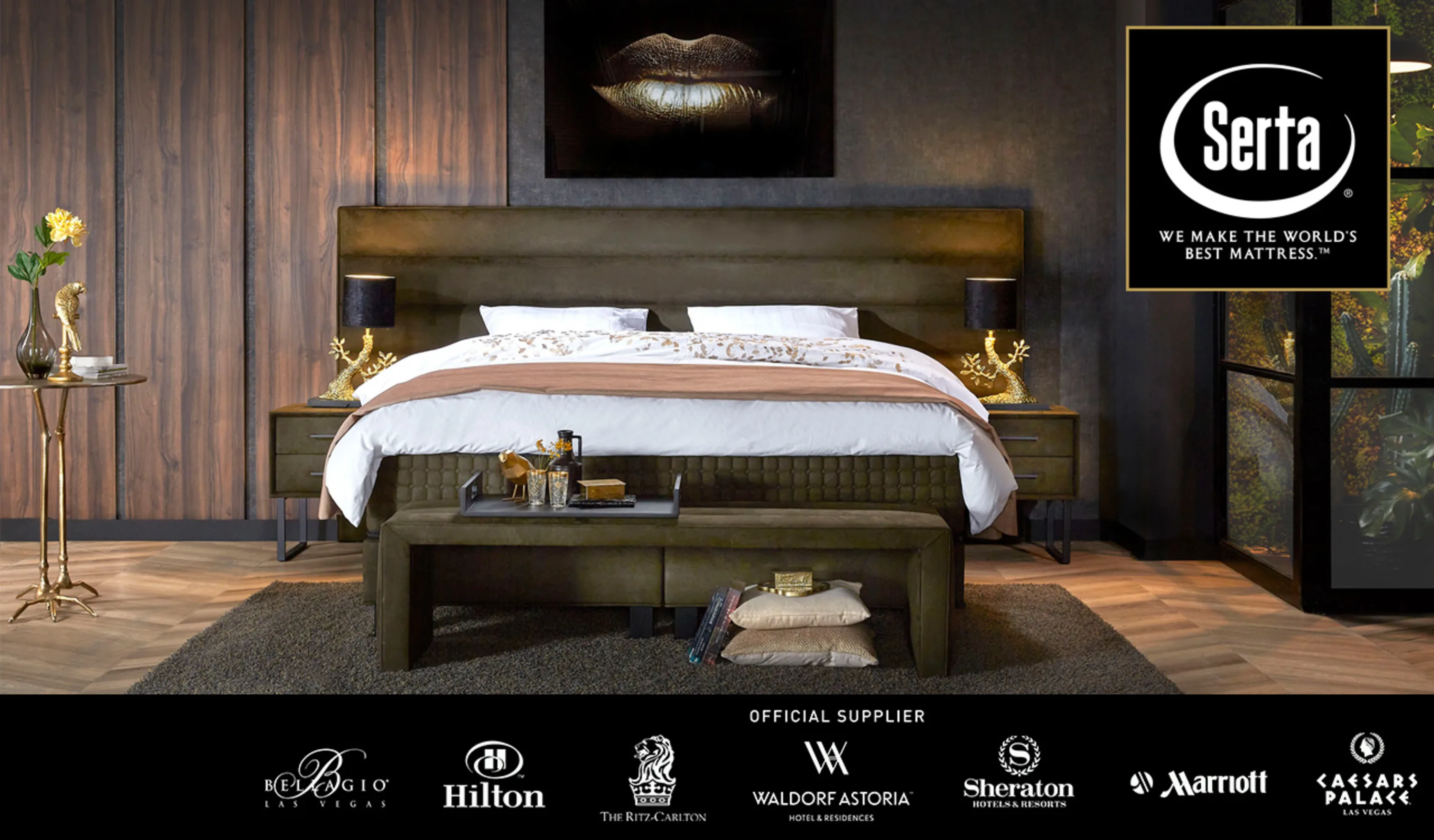 Schlafzimmer mit einem Bett und einem Nachttisch