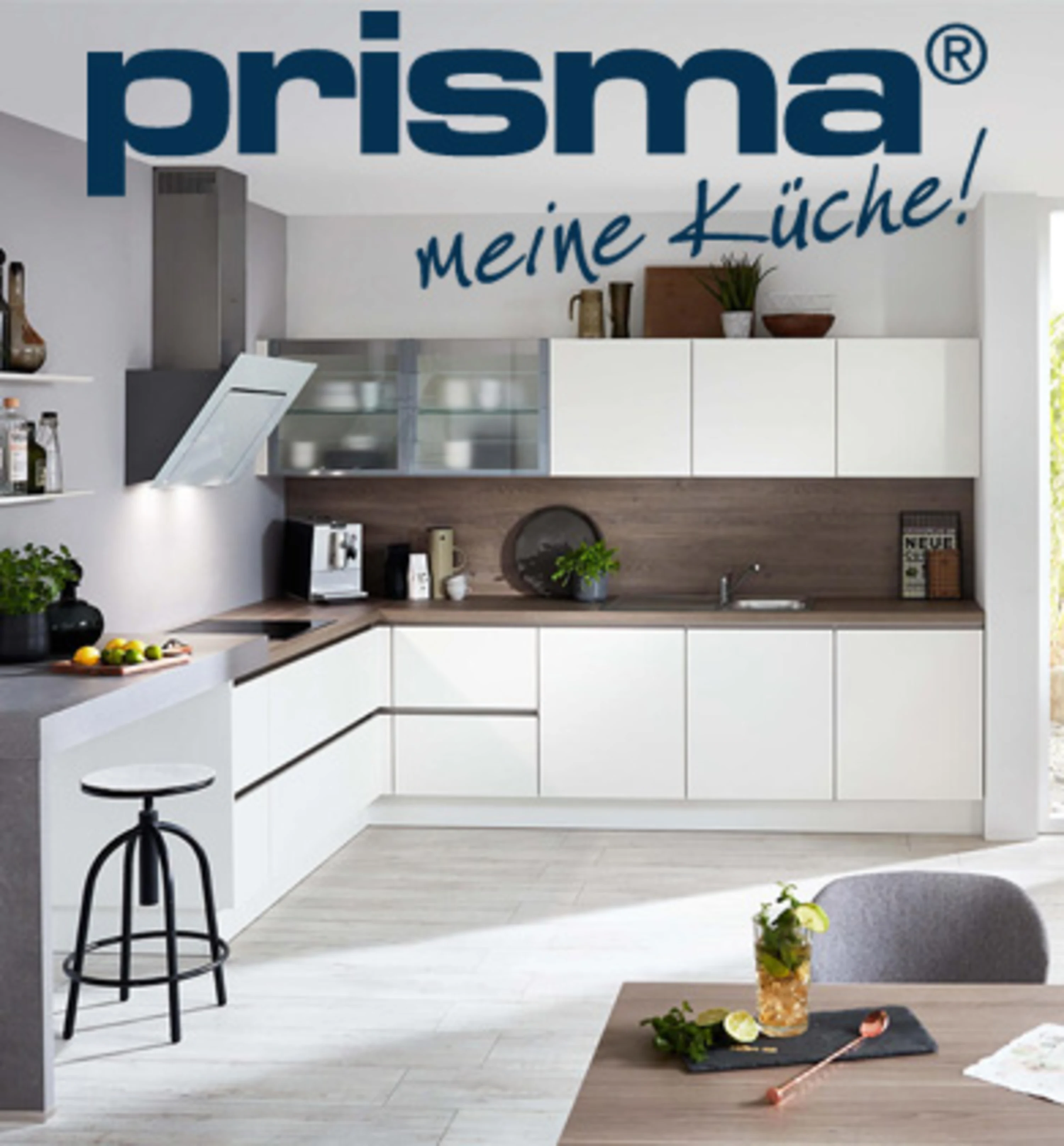 Magazin-Cover mit Küche und Essbereich