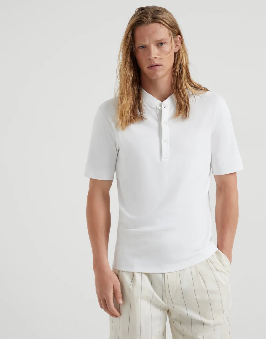 Eleganza Casual per l'Estate 2025: La T-shirt Polo in Cotone e Modal