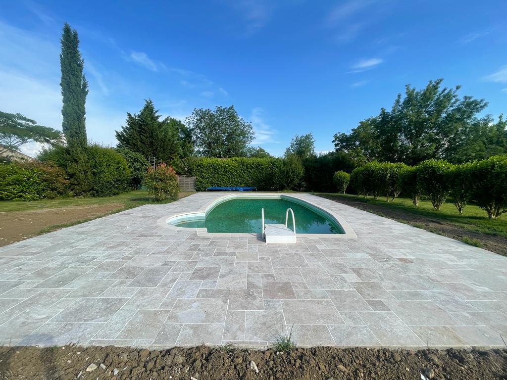 Image #4 of Commercial Travertine