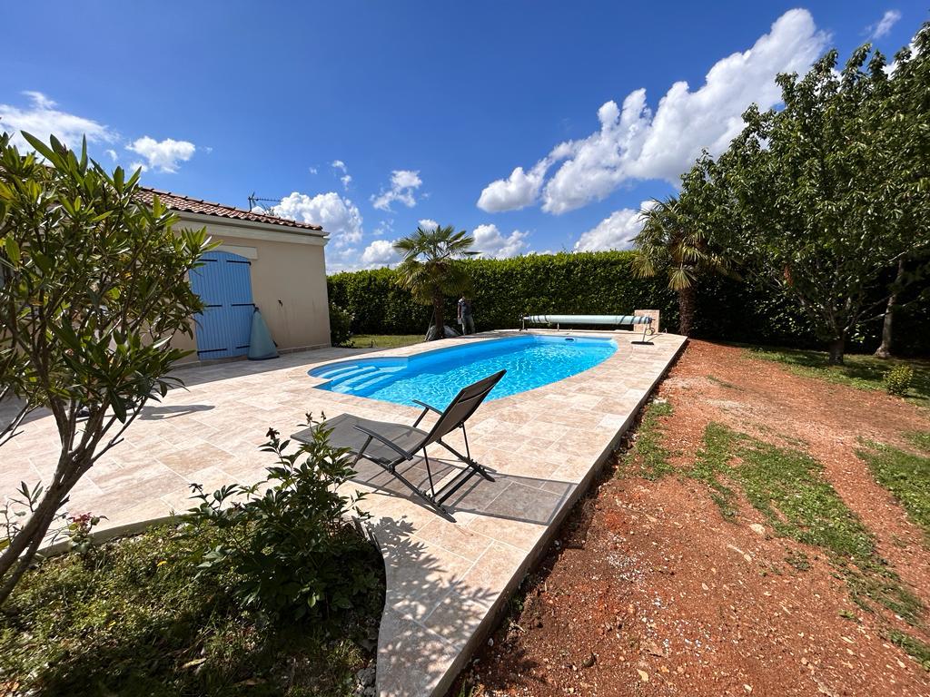 Image #1 of Commercial Travertine