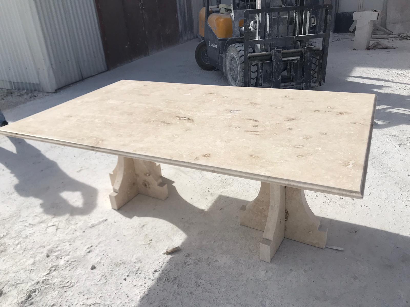Image #1 of Table à Manger