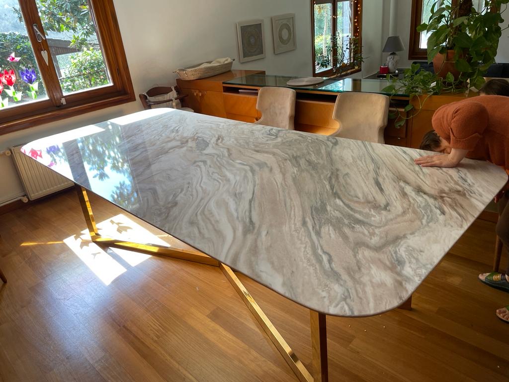 Image #2 of Table à Manger