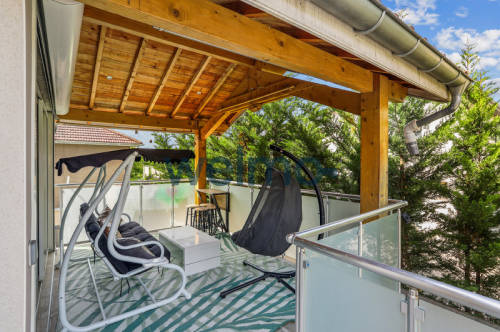 Voir ce bien https://res.cloudinary.com/dkd0qir3y/image/upload/l_welmo-fr-text2,o_50/mnpu6gmgi4nrtsbc22in.jpg