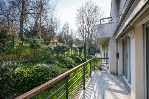 Voir ce bien https://res.cloudinary.com/dkd0qir3y/image/upload/l_welmo-fr-text2,o_50/vmeso9mnythffbynzc7f.jpg