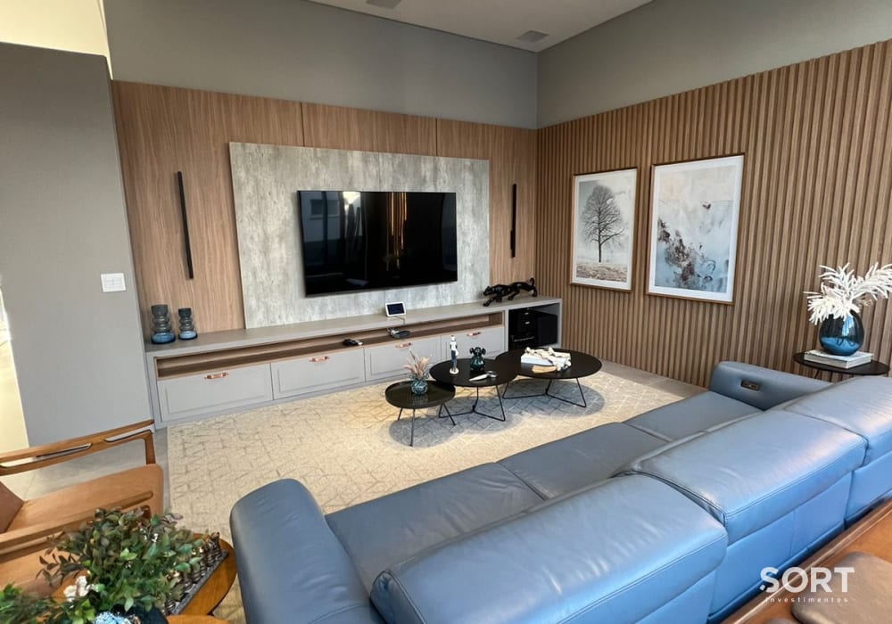 Sala de estar Casa Decorada no Condomínio Villa Rica