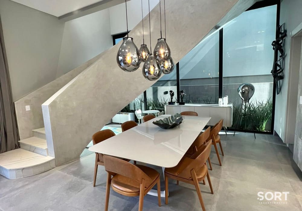 Mesa de jantar Casa Decorada no Condomínio Villa Rica