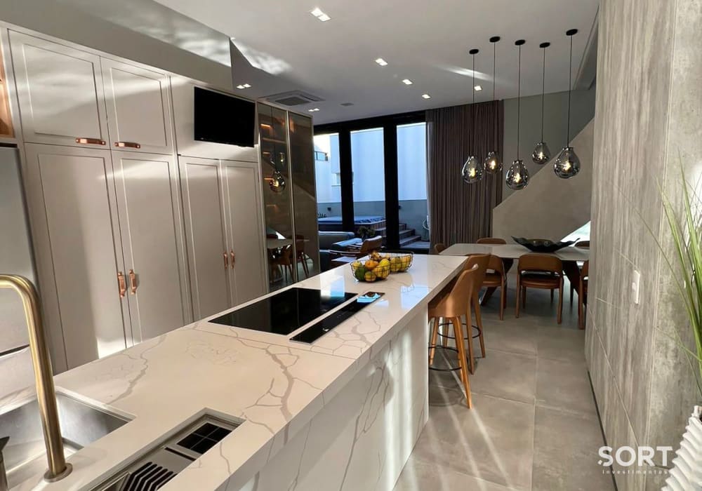 Cozinha Casa Decorada no Condomínio Villa Rica