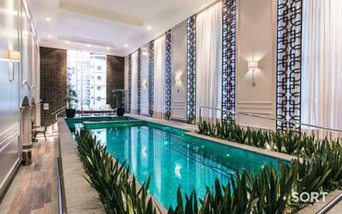 Acqualina Residence