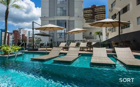 Acqualina Residence