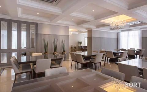 Acqualina Residence