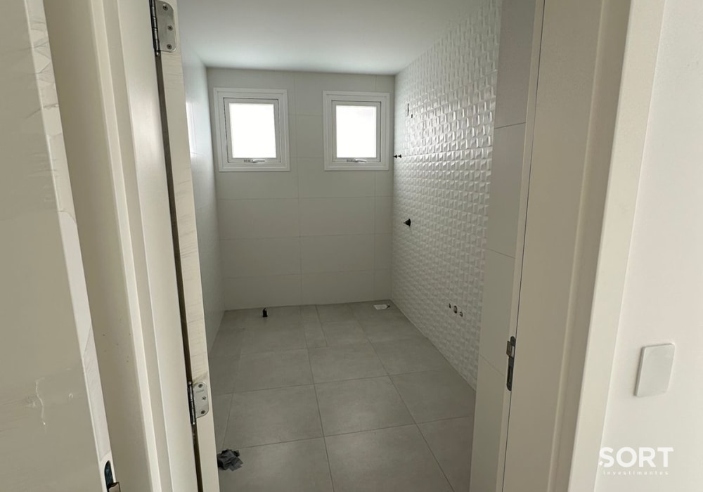 Apartamento com Vista Mar no Edifício Residencial Camboas