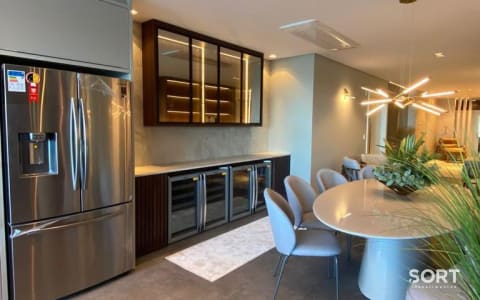 Sala de jantar Apartamento Frente Mar no Edifício Diamond Hill
