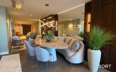 Sala de Jantar Apartamento Frente Mar no Edifício Diamond Hill