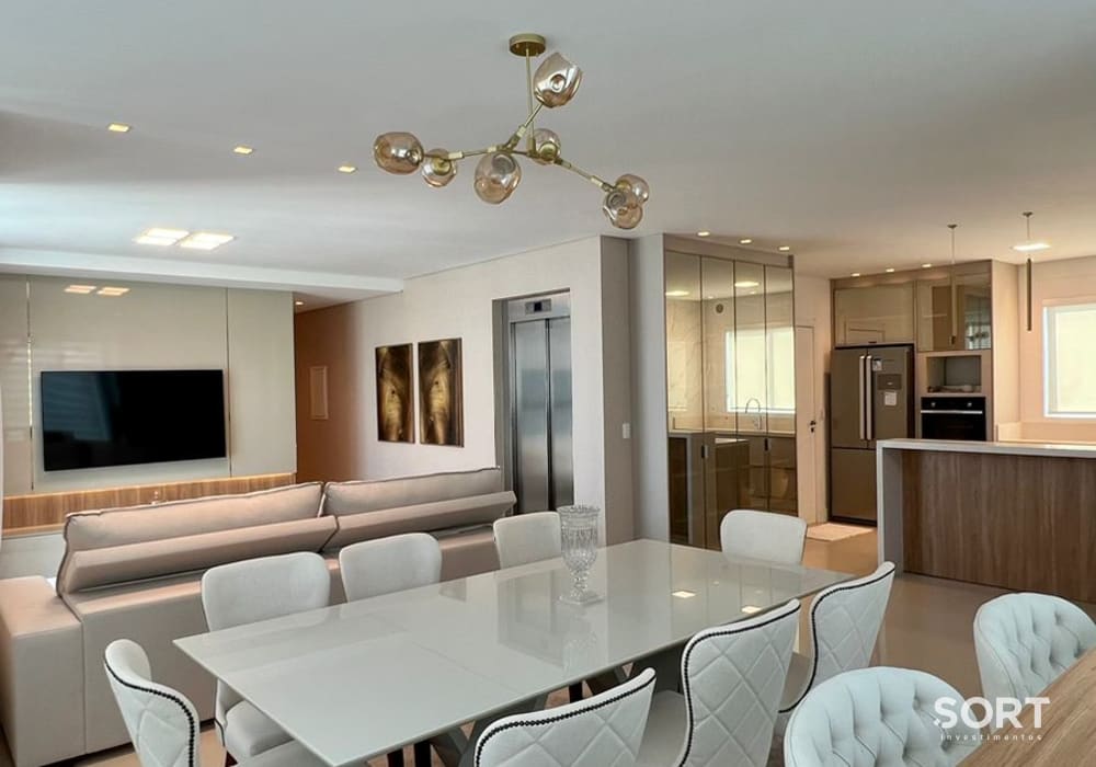 Sala de jantar Apartamento Amplo no Edifício Don Victorio