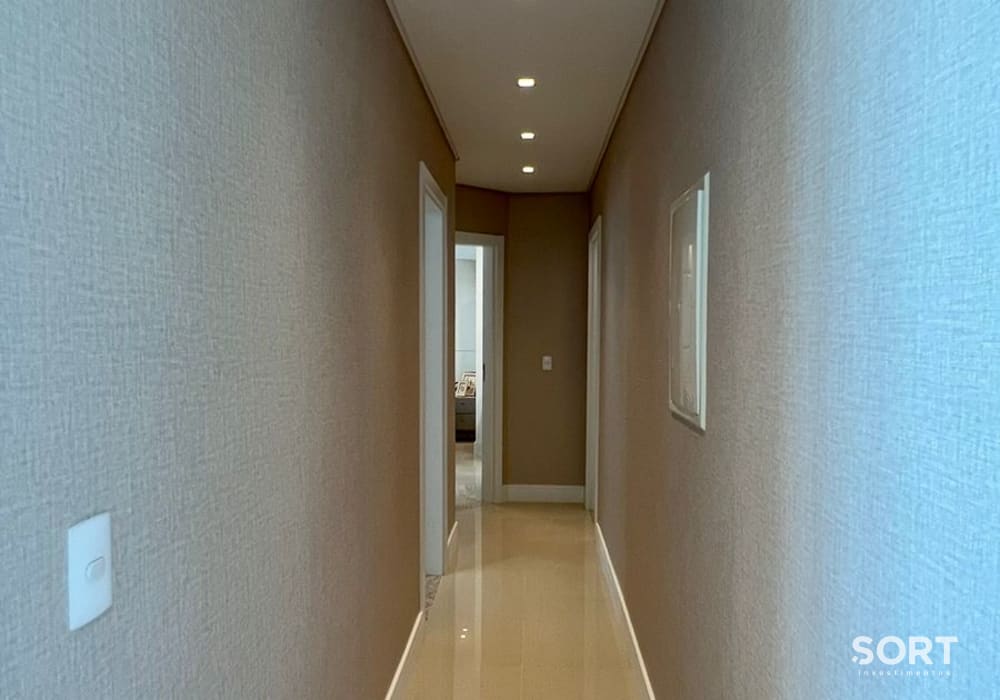 Corredor Apartamento Amplo no Edifício Don Victorio