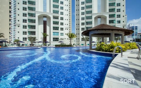 Piscina Villa Serena Embraed Balneário Camboriú