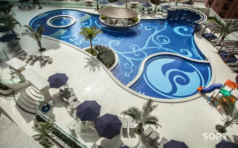 Piscina Villa Serena Embraed Balneário Camboriú