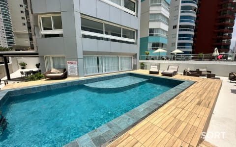 Piscina Theiss Heim Frente Mar Balneário Camboriú