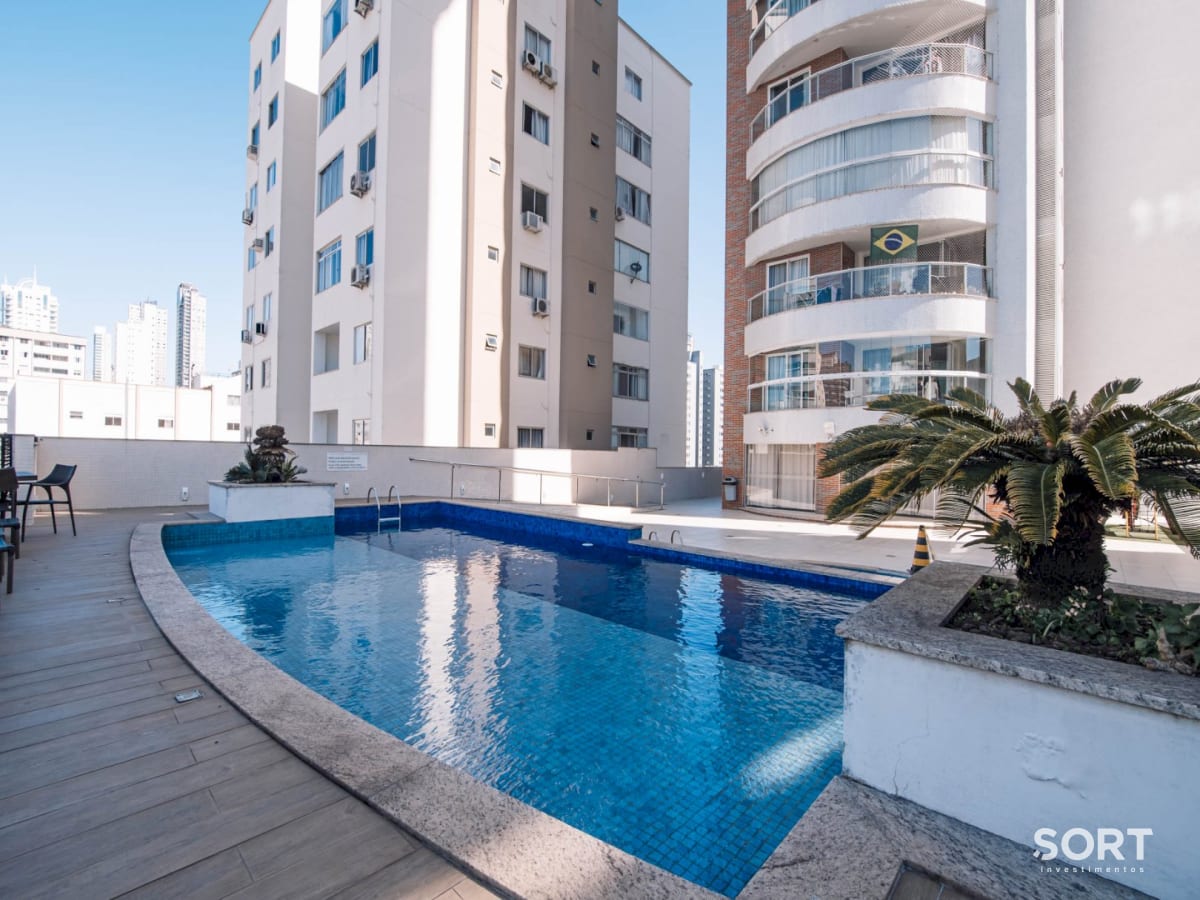 Piscina Maison Antonieta Balneário Camboriú