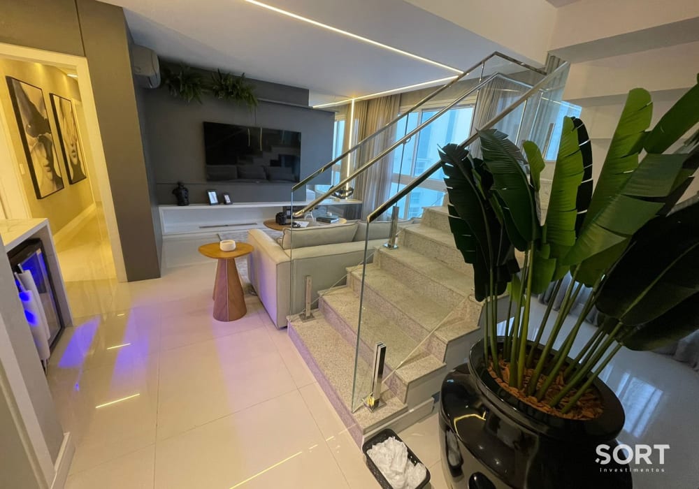 Apartamento Cobertura Duplex no Edifício Hamptons Village