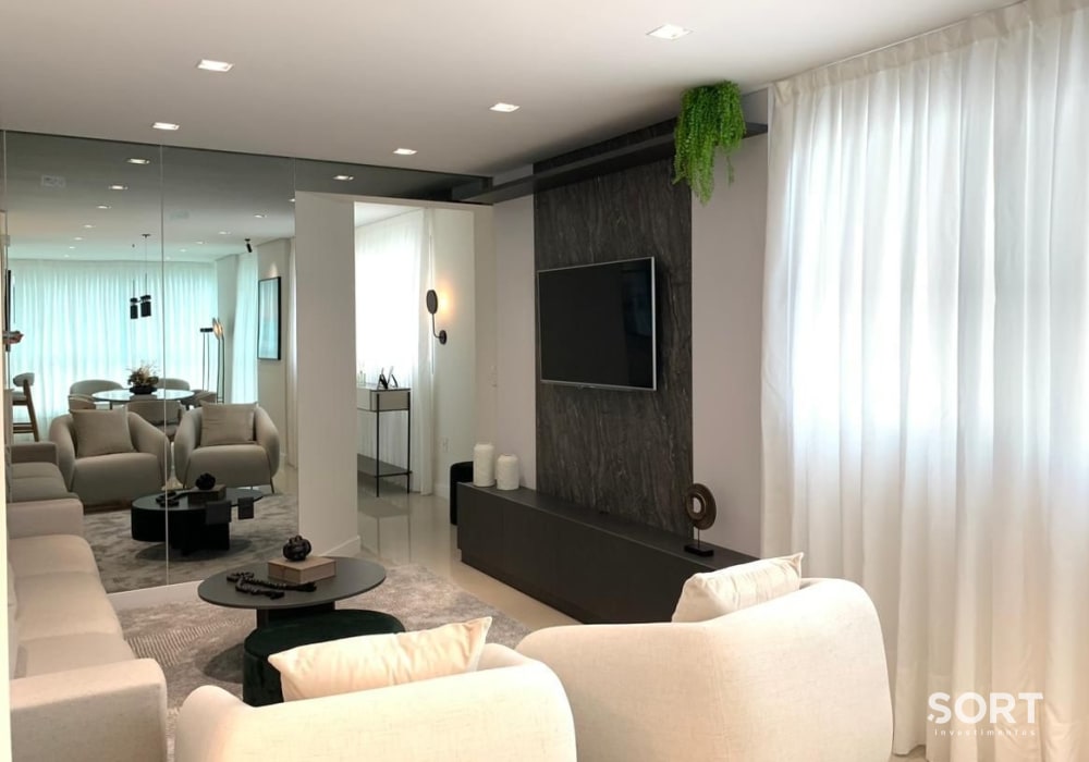 Living Apartamento no Edifício L'Essence Residence