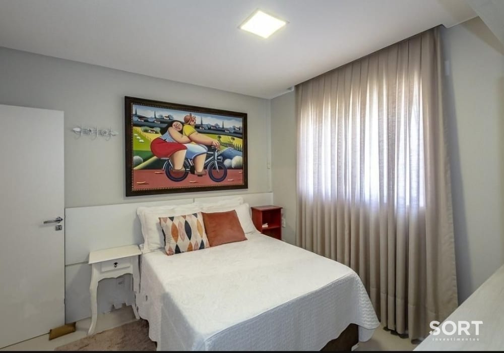 Quarto Apartamento no Edifício Melbourne