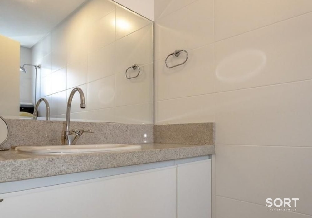 Banheiro Suíte Apartamento no Edifício Melbourne
