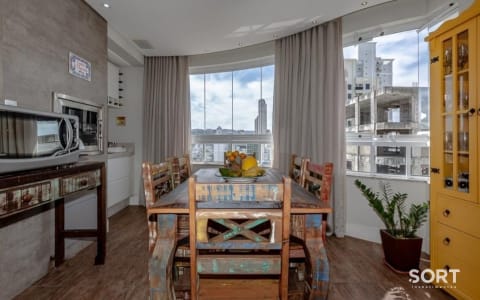 Sala de Jantar Apartamento no Edifício Melbourne