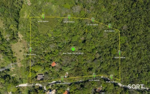 Terreno de 30.311,25m² em Florianópolis