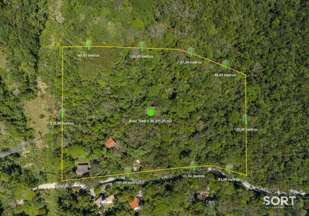 Terreno de 30.311,25m² em Florianópolis