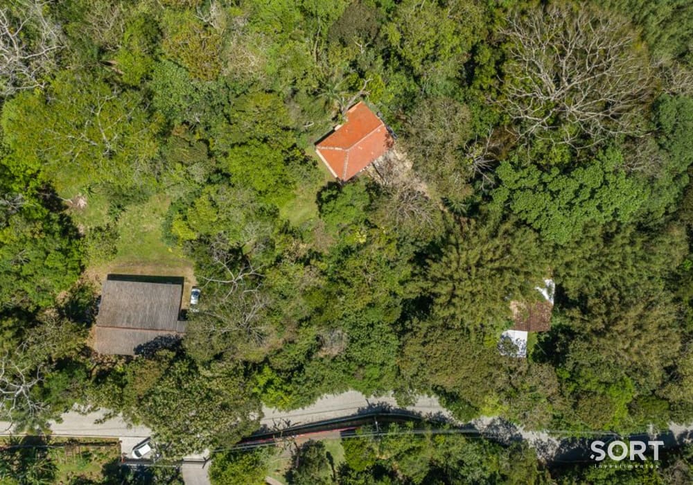 Terreno de 30.311,25m² em Florianópolis
