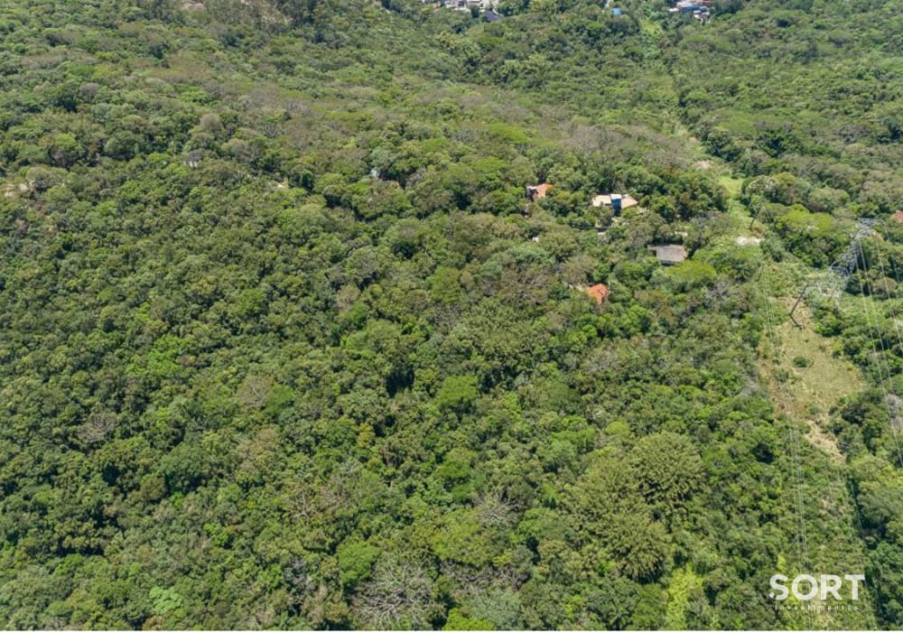 Terreno de 30.311,25m² em Florianópolis