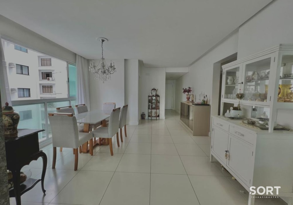 Apartamento Quadra Mar o Edifício San Pietro Residence
