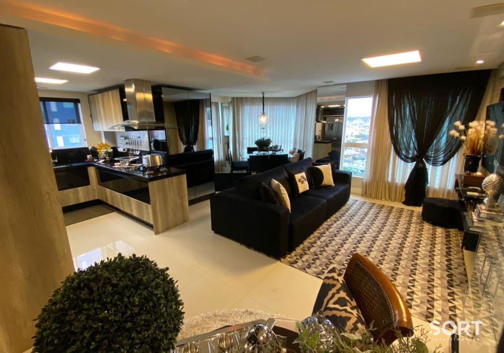 Living Apartamento no Edifício Opera Plaza