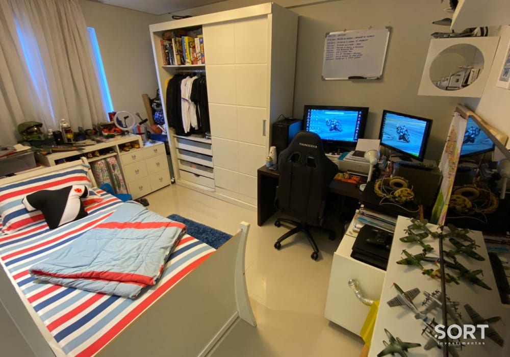 Sauíte Apartamento no Edifício Opera Plaza