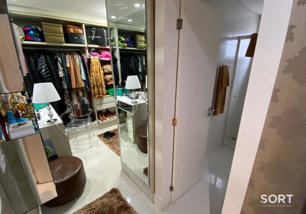 Apartamento no Edifício Opera Plaza