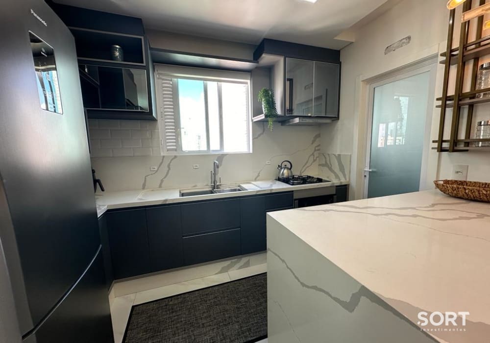 Cozinha Apartamento no Edifício Golden Bay