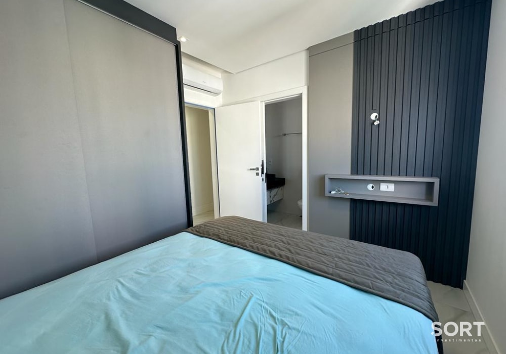 Suíte Apartamento no Edifício Golden Bay
