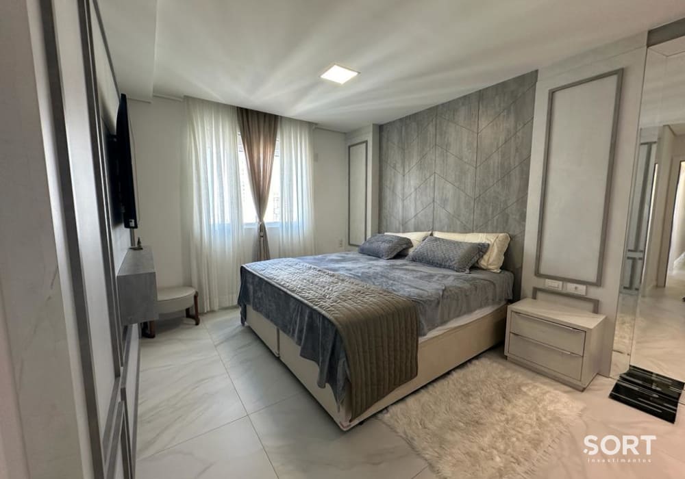 Suíte Apartamento no Edifício Golden Bay
