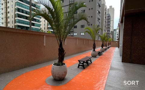 Pista Siena Towers