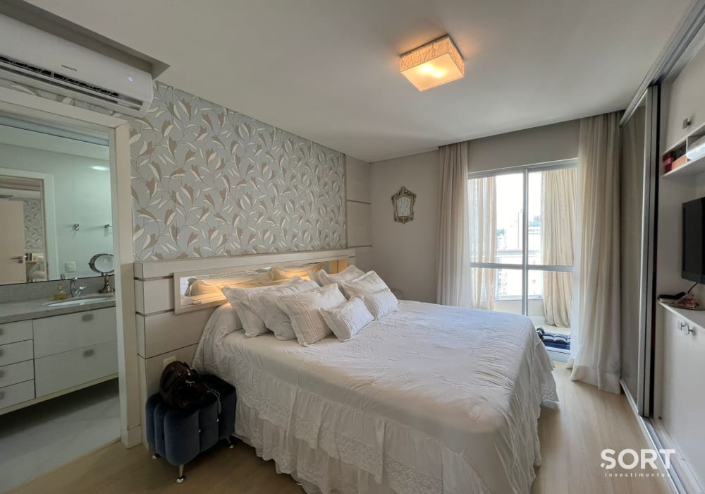 Suíte Apartamento no Edifício Ambar Residence