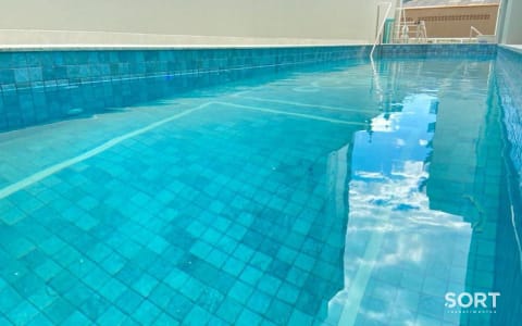 Piscina Le Visage Divinité