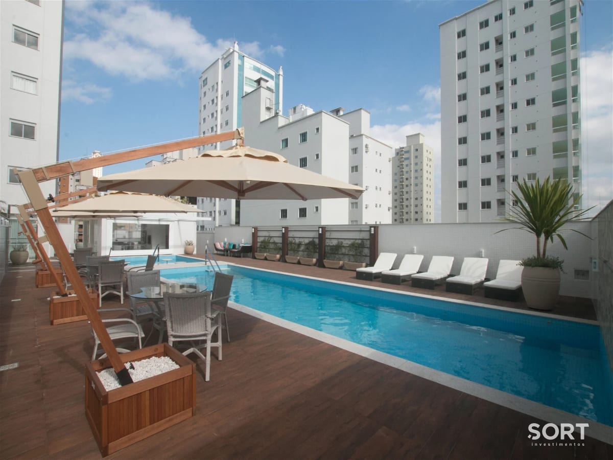 Piscina Sistina Tower Residence