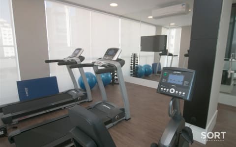 Academia Sistina Tower Residence