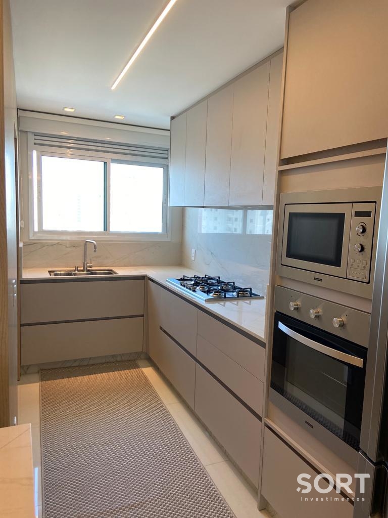 Cozinha Apartamento Vista Mar para Locação no Edifício Falcon Tower