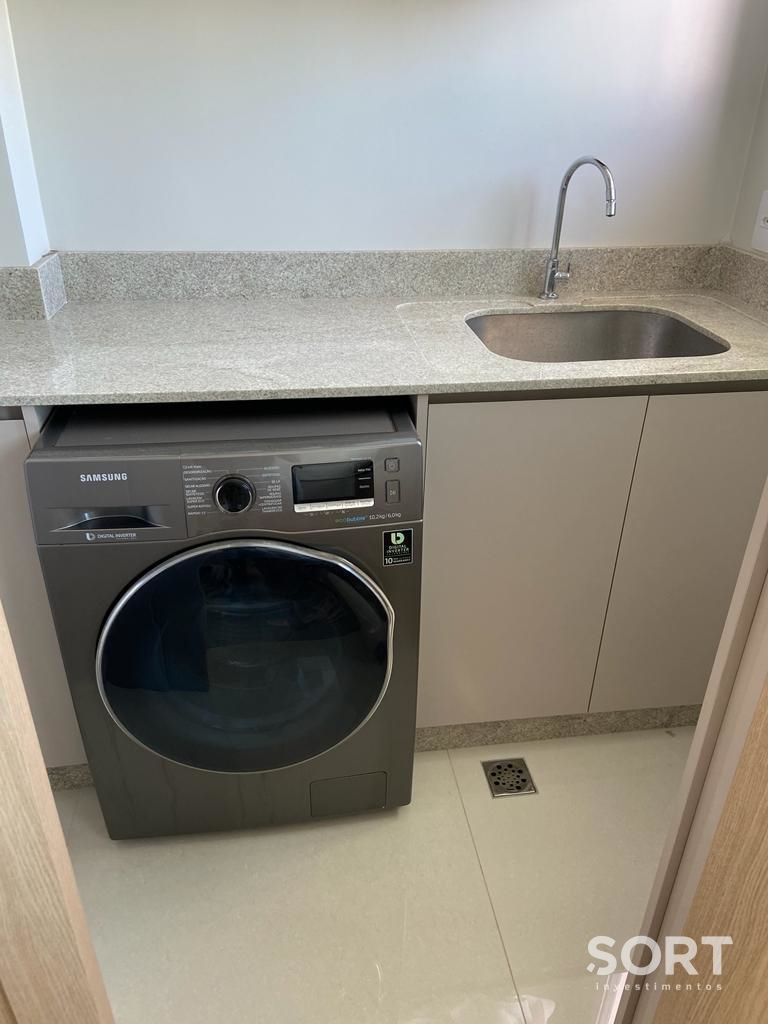 Área de Serviço Apartamento Vista Mar para Locação no Edifício Falcon Tower